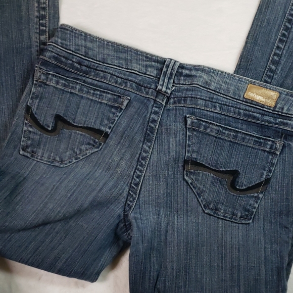 Refuge Flare Jeans Size 5 - Picture 3 of 5
